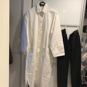 Lab coat/ trench coat/ wind coat